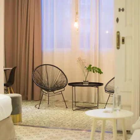 Forget Me Not 4* برشلونة