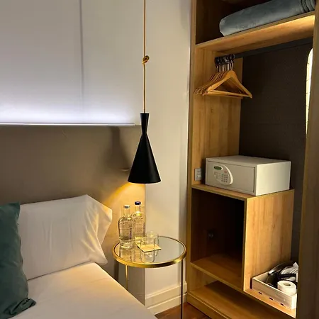 Guest house Forget Me Not Barcelona Barcelona