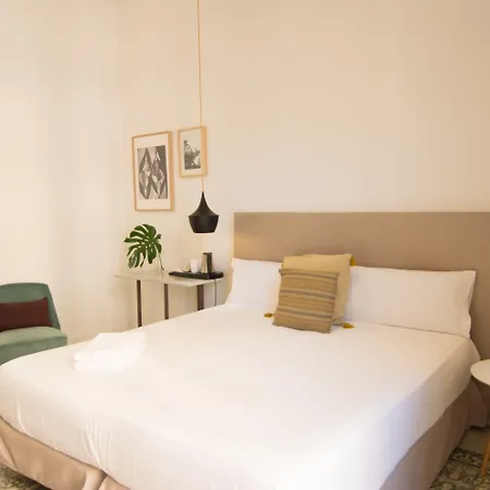Guest house Forget Me Not Barcelona 4*